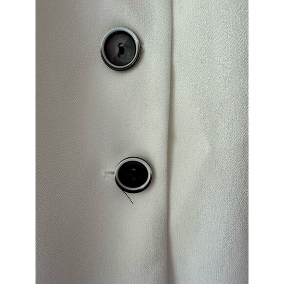 Danny & Nicole Women’s White Sleeveless Blazer Vest Size 10P Retro Old Money 90s - Picture 5 of 8